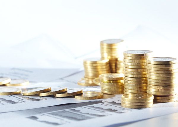 Hur du får betalt från kunder utomlands – utan att fastna i juridik, tidszoner och språk